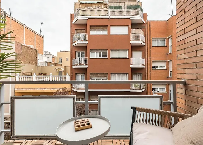 Beautiful With Balcony In Apartamento