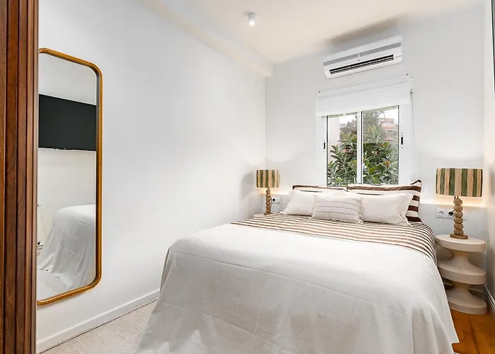 Apartamento Beautiful With Balcony In