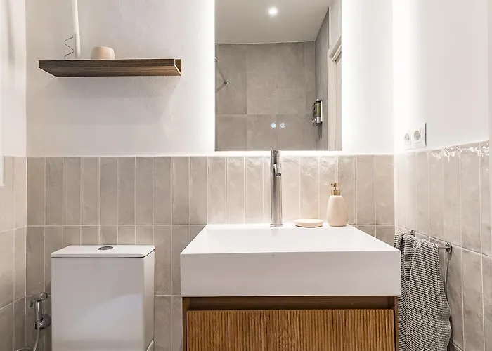 Apartamento Beautiful With Balcony In Barcelona